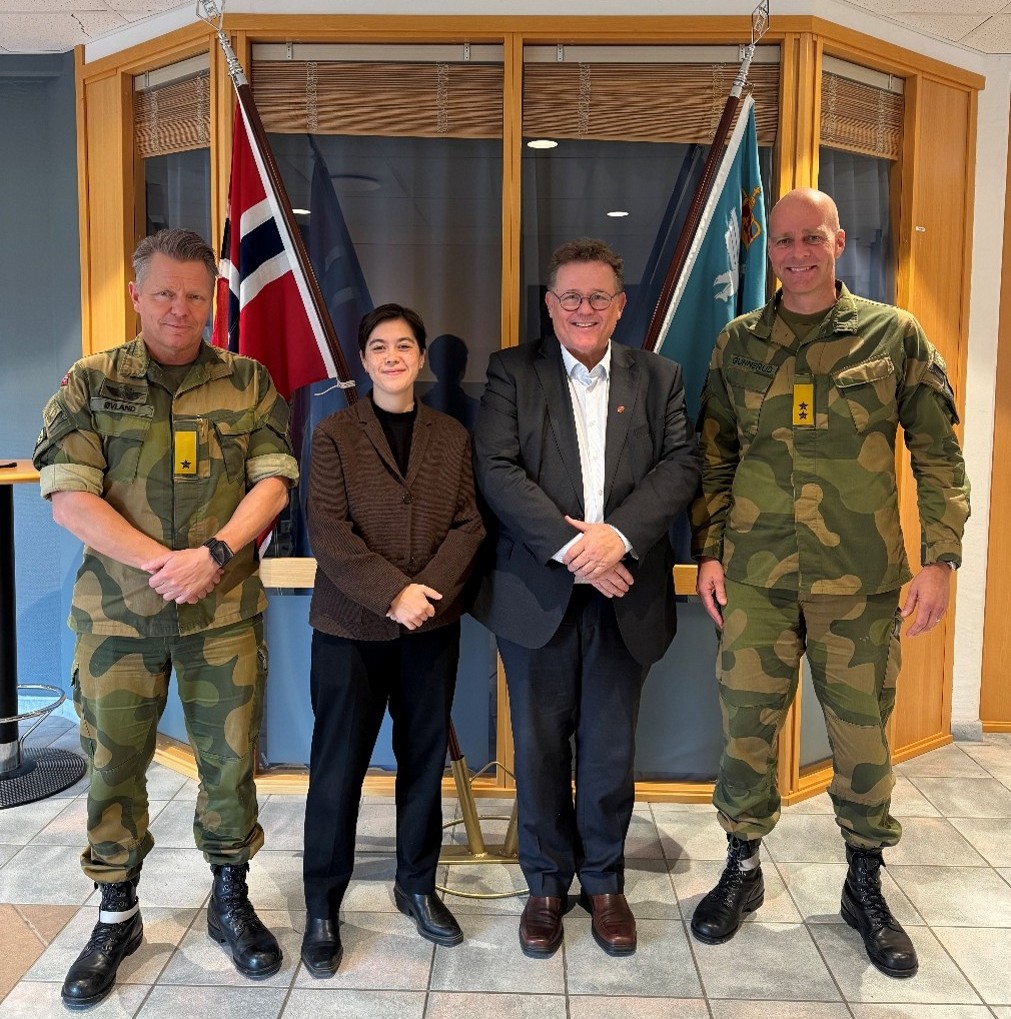 Forsvarsombudet i møte med sjef Luftforsvaret